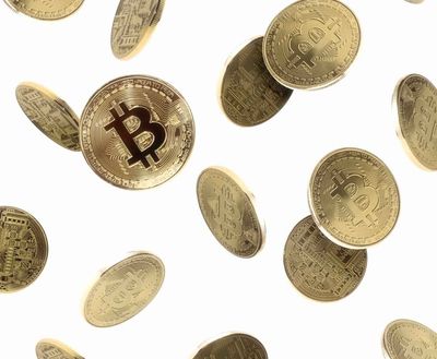 MSTR Stock Alert: Strategy Plummets as Bitcoin Sinks Below $60K